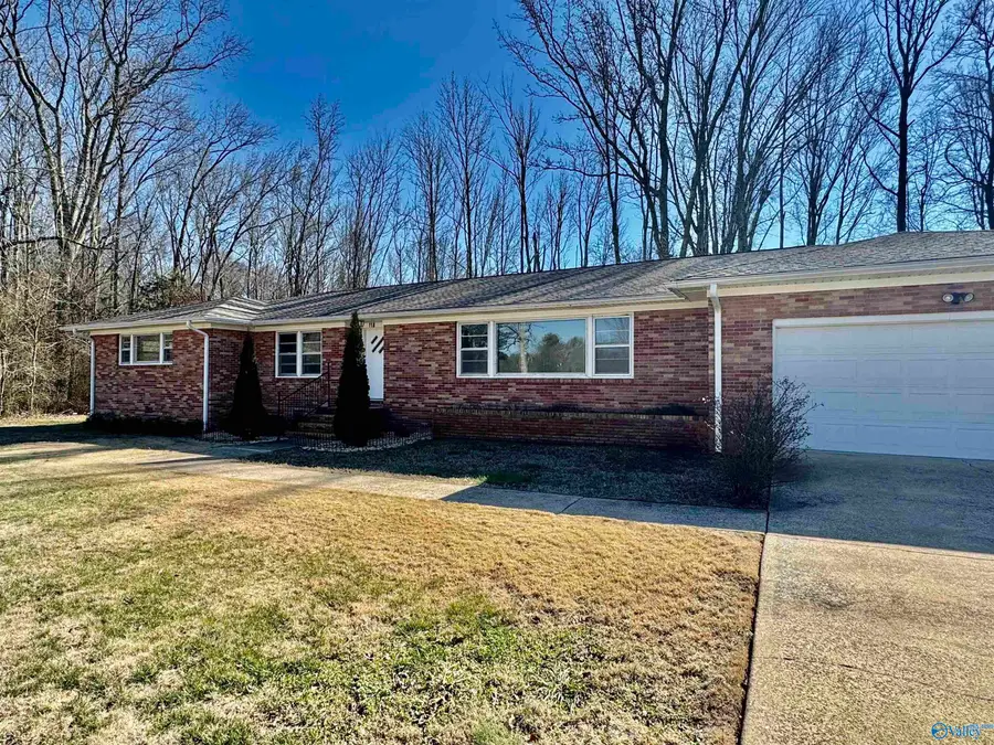 118 Pauline Drive, Hazel Green, AL 35750 - #2