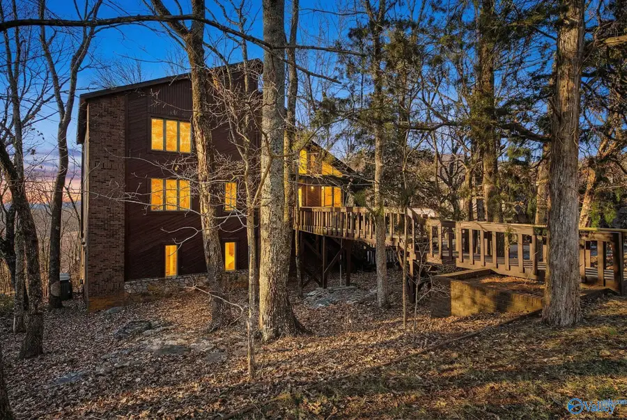 1522 Chandler Road Se, Huntsville, AL 35801 - #3