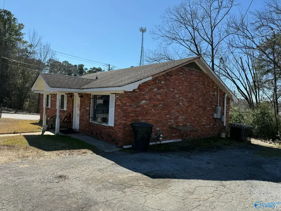 1601 Forrest Avenue, Gadsden, AL 35904 - #3