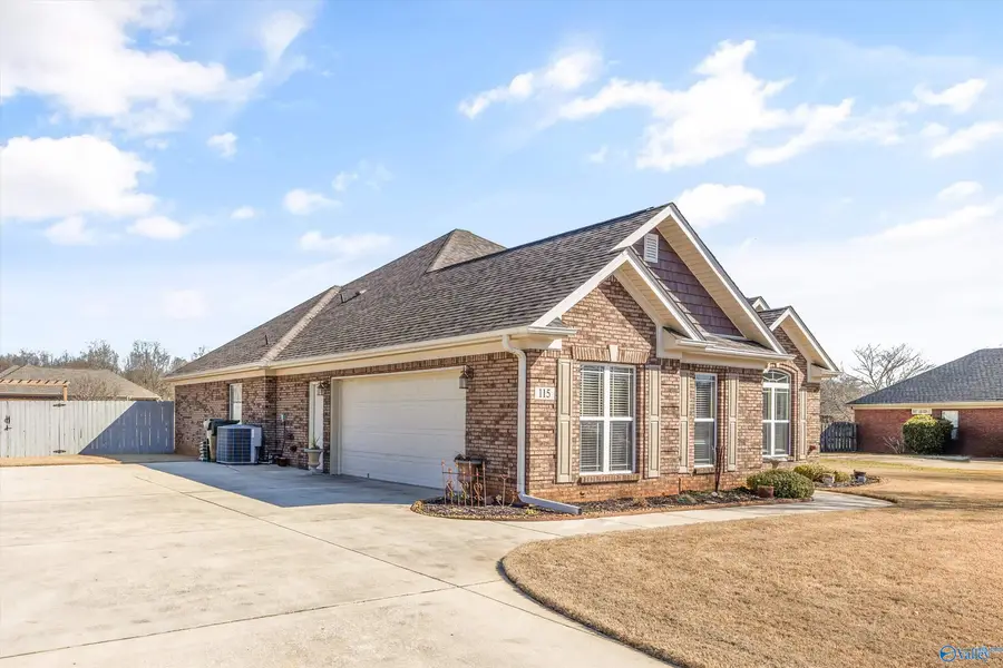 115 Laurel Bend Drive, Meridianville, AL 35759 - #2