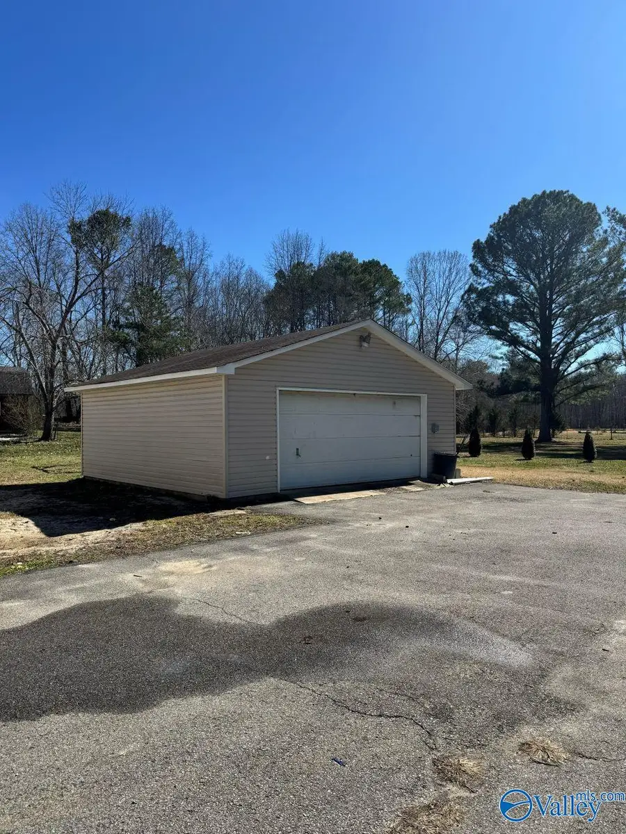 2308 Charity Lane Nw, Hazel Green, AL 35750 - #2