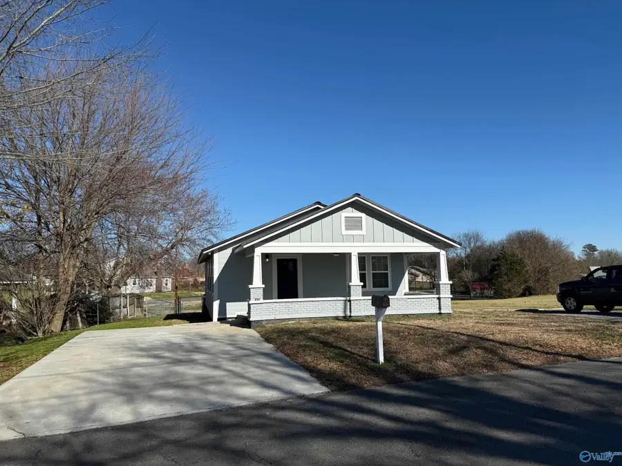 300 Albert Street, Albertville, AL 35950 - #3