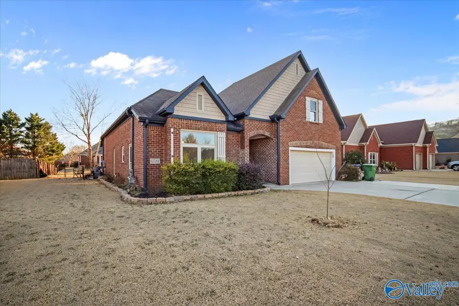 6731 Mceachern Lane Se, Owens Cross Roads, AL 35763 - #2