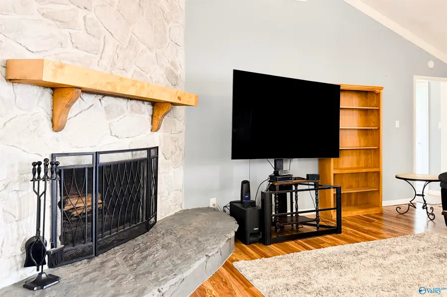 2204 Duncansby Drive Sw, Decatur, AL 35603 - #2