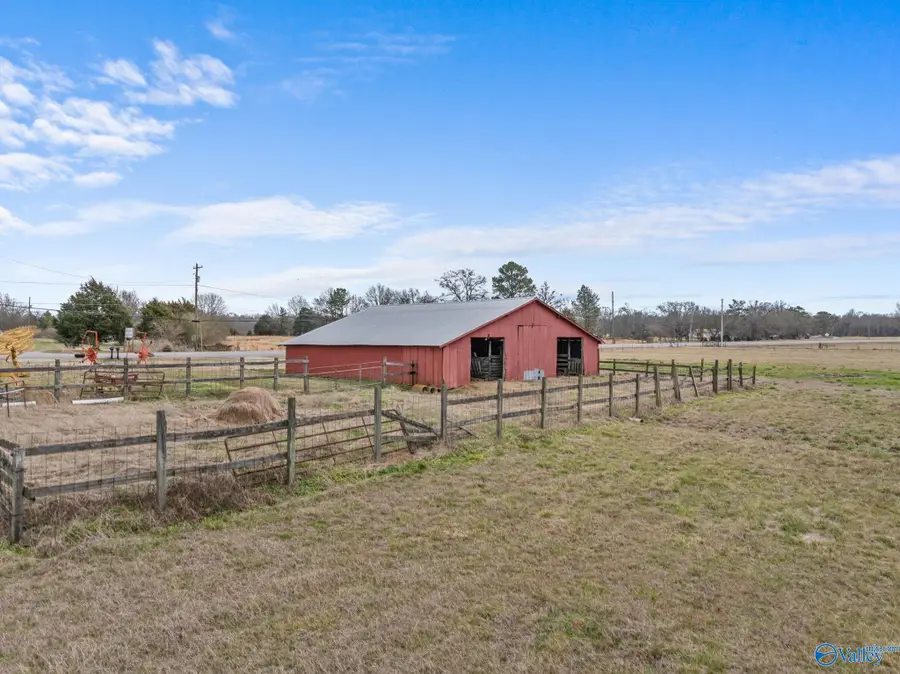 3467 Hwy 55, Danville, AL 35619 - #3