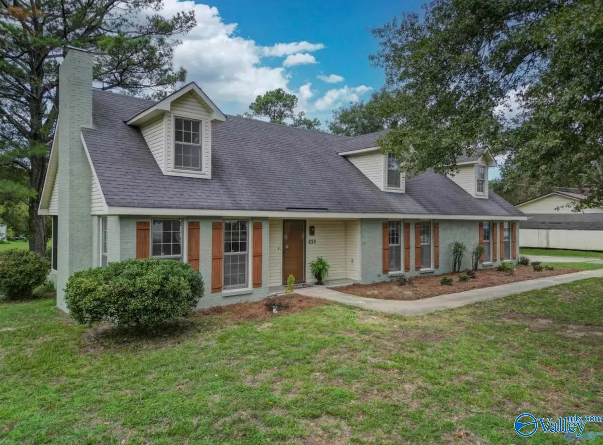 233 Shaw Road Nw, Hartselle, AL 35640 - #1