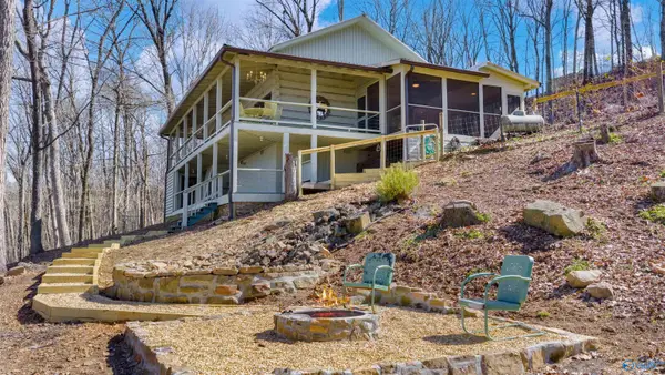 1076 County Road 81, Fort Payne, AL 35967
