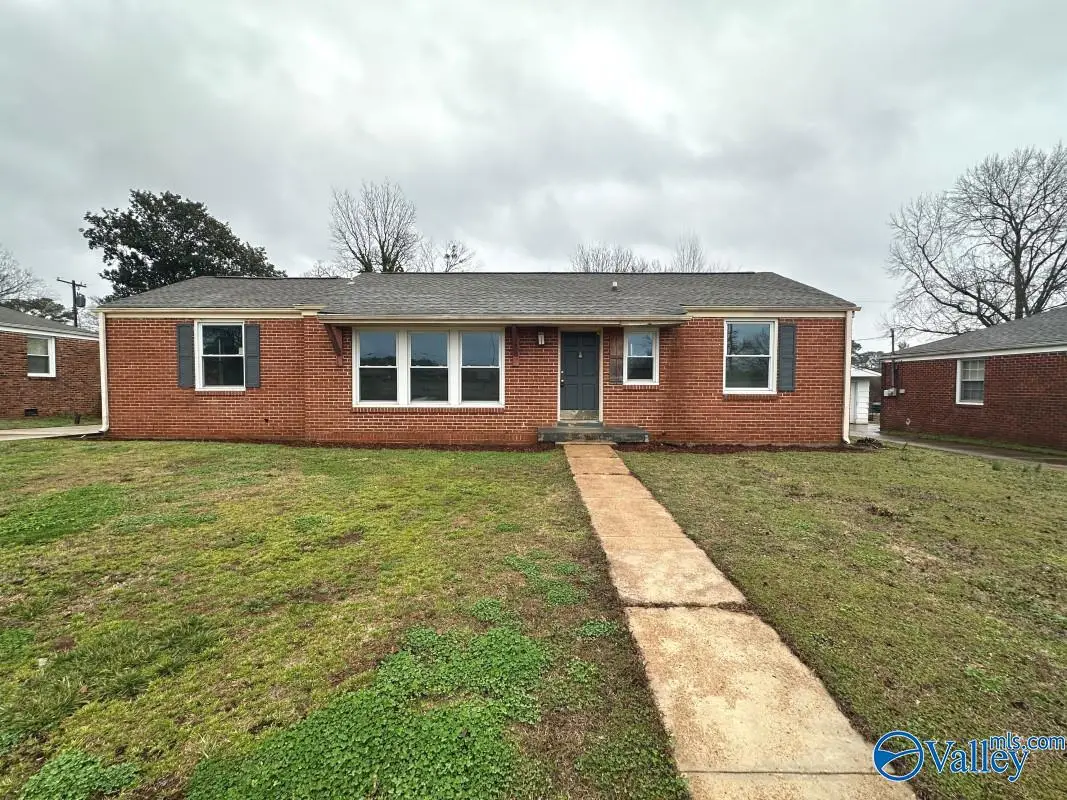 3604 N Memorial Pkwy Nw, Huntsville, AL 35801 - #1
