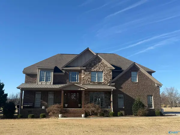 42 Birdie Road, Scottsboro, AL 35768
