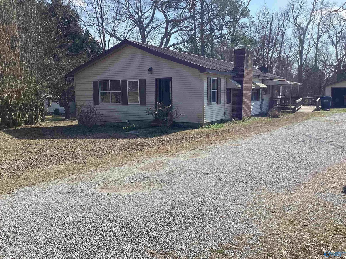 3749 Oak Street, Hokes Bluff, AL 35903 - #1