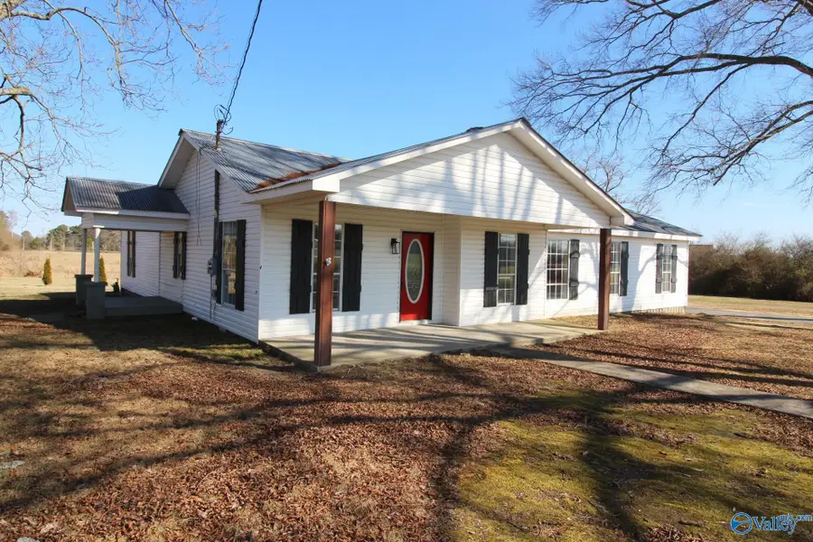 77 Carter Street, Rainsville, AL 35986 - #2
