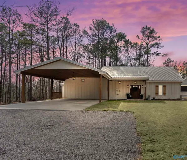 36 Randles Road, Grant, AL 35747