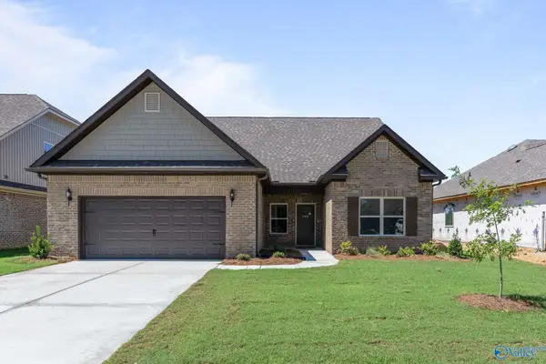 412 Ledgeway Drive, Harvest, AL 35749