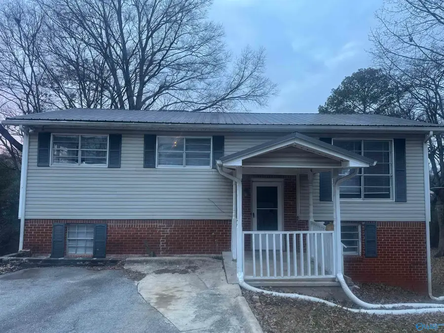 3201 Delia Lane, Huntsville, AL 35810 - #2