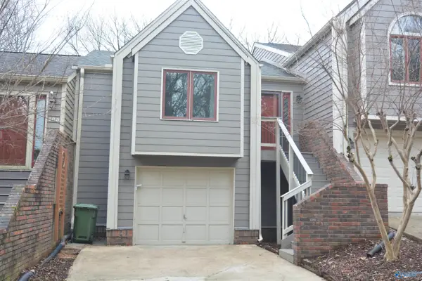 105 Treetop Drive, Huntsville, AL 35801