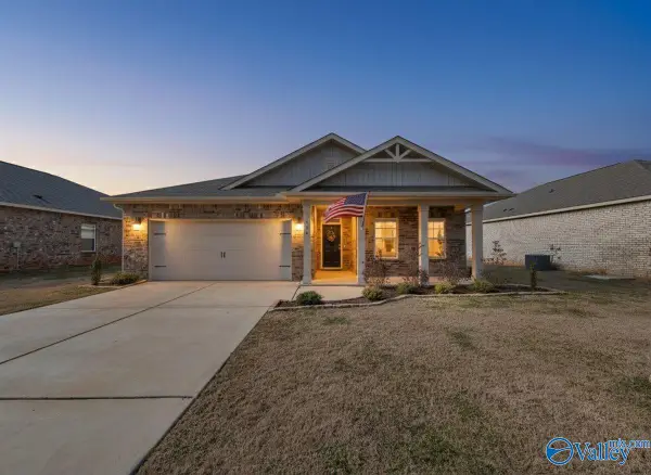 120 Branton Court, New Market, AL 35761