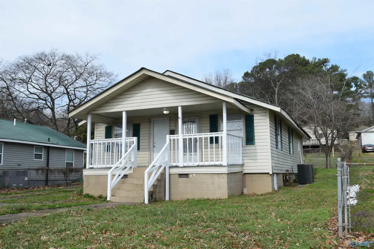 1816 Obrig Avenue, Guntersville, AL 35976 - #1