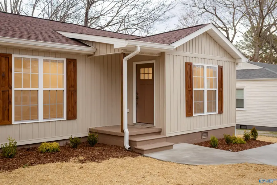 459 Francis Avenue, Florence, AL 35630 - #3