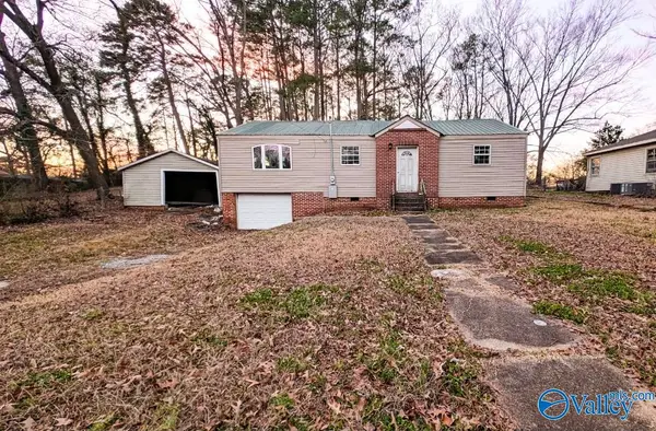 307 Howell Circle, Gadsden, AL 35904