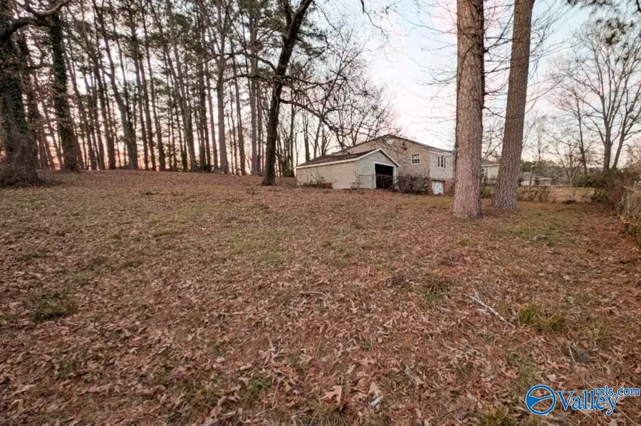 307 Howell Circle, Gadsden, AL 35904 - #2