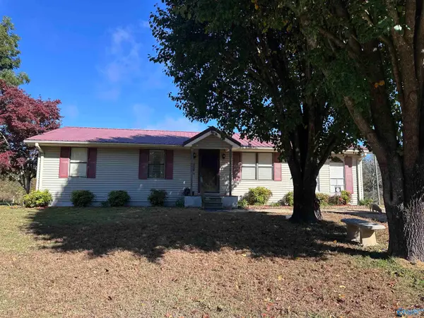 119 County Road 406, Haleyville, AL 35565