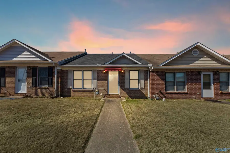 377 Cherry Street Nw, Hartselle, AL 35640 - #3