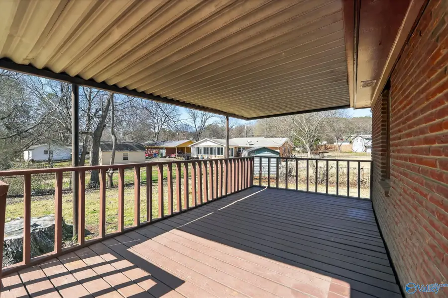 3511 Avondale Drive Nw, Huntsville, AL 35810 - #3