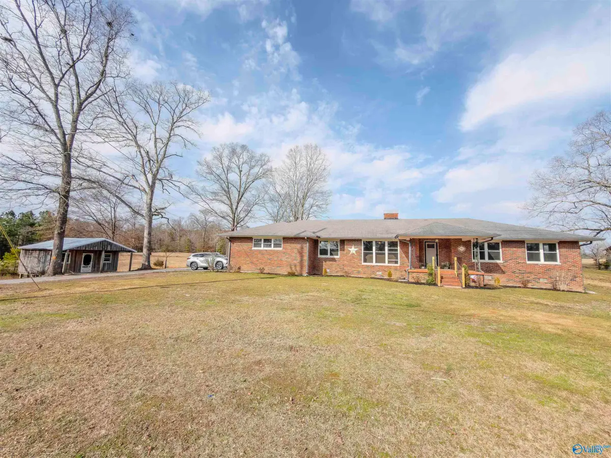17410 Alabama Highway 157, Moulton, AL 35650 - #1
