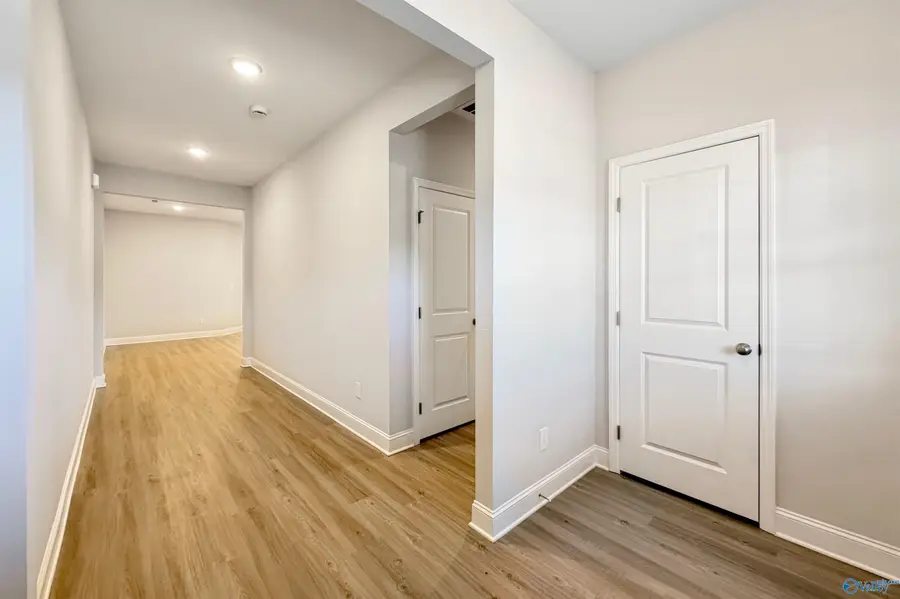 409 Ronnie Drive Se, Hartselle, AL 35640 - #3