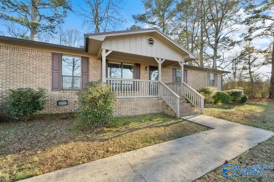 4552 Rainbow Drive, Rainbow City, AL 35906 - #2