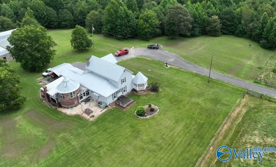 271 Myles Street, Albertville, AL 35951 - #1