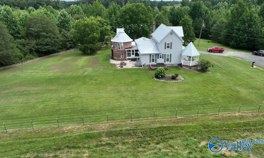 271 Myles Street, Albertville, AL 35951 - #2