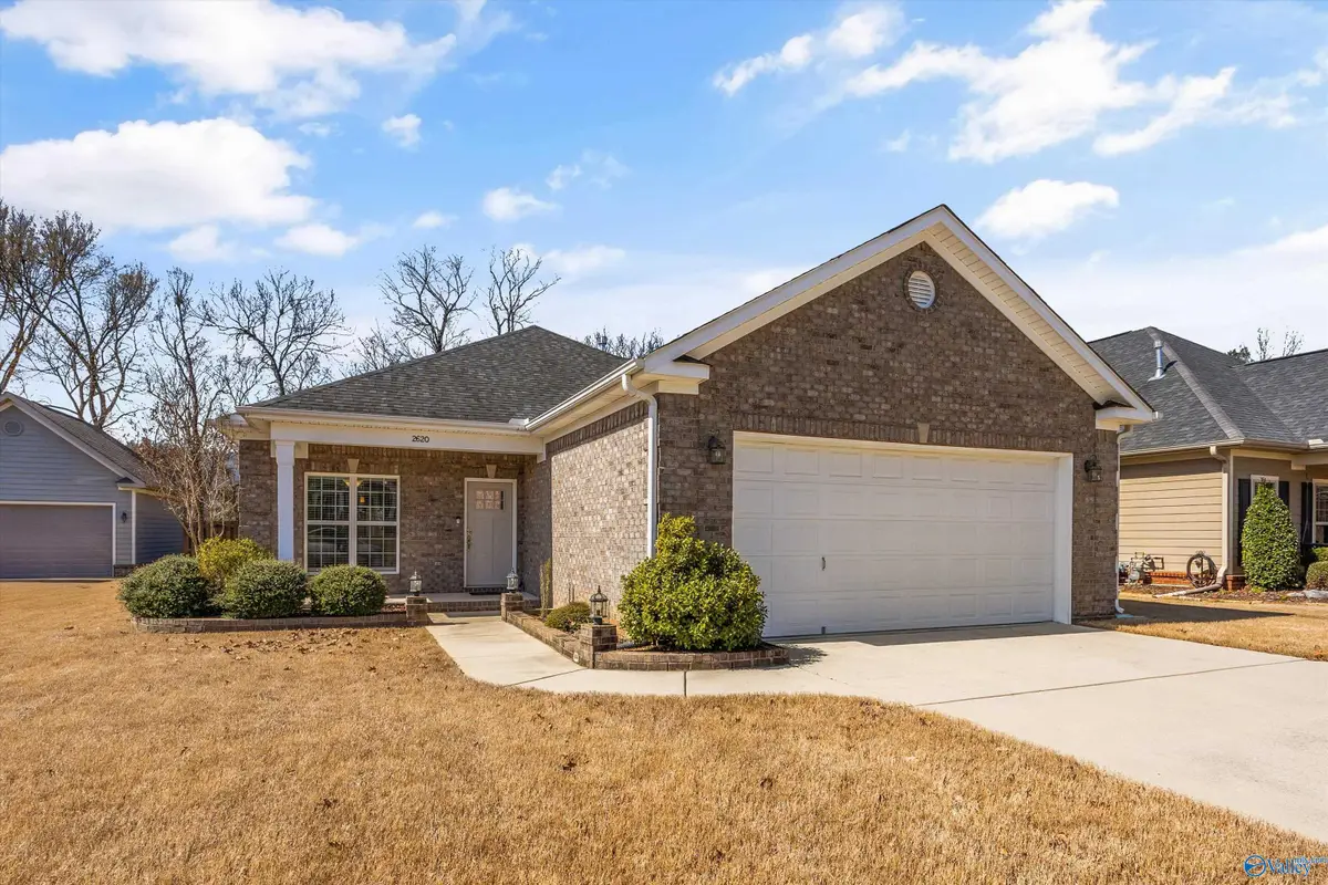 2620 Mountain Stream Way, Owens Cross Roads, AL 35763 - #1