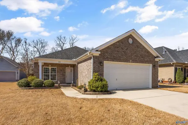 2620 Mountain Stream Way, Owens Cross Roads, AL 35763