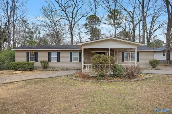 405 Sobotka Street, Hartselle, AL 35640