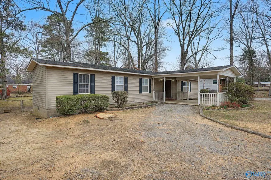 405 Sobotka Street, Hartselle, AL 35640 - #3