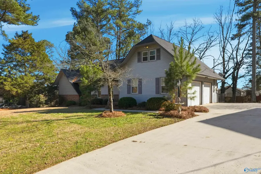 675 Cambridge Drive, Madison, AL 35758 - #2