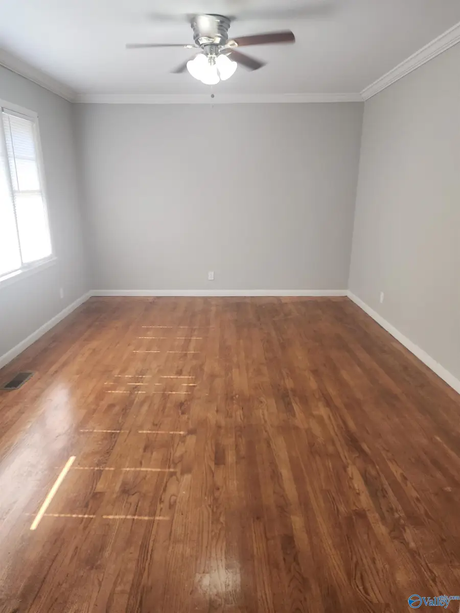3614 Wilbur Avenue Nw, Huntsville, AL 35810 - #2