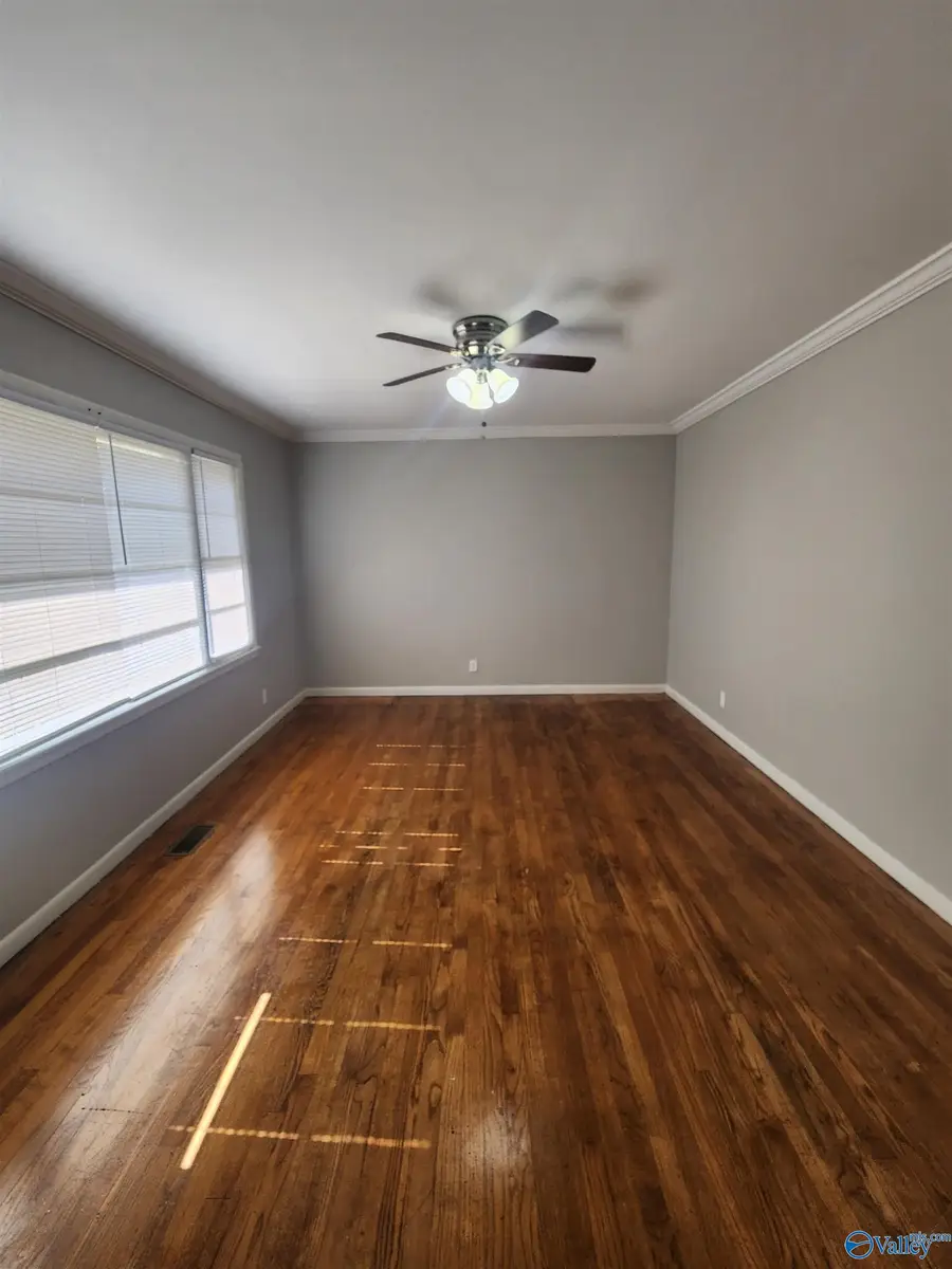 3614 Wilbur Avenue Nw, Huntsville, AL 35810 - #3