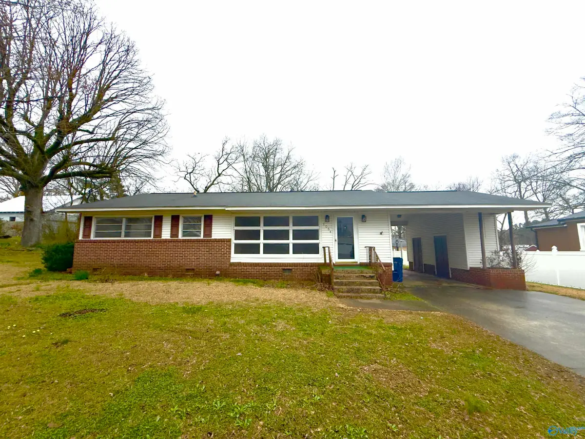 806 SW Fourth Street Sw, Attalla, AL 35954 - #1