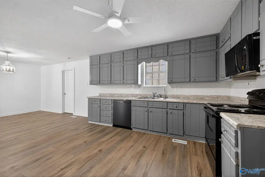 1107 Nelson Road, Albertville, AL 35950 - #3