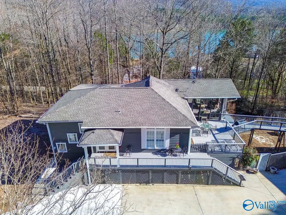 305 Boulder Trail, Gurley, AL 35748 - #1