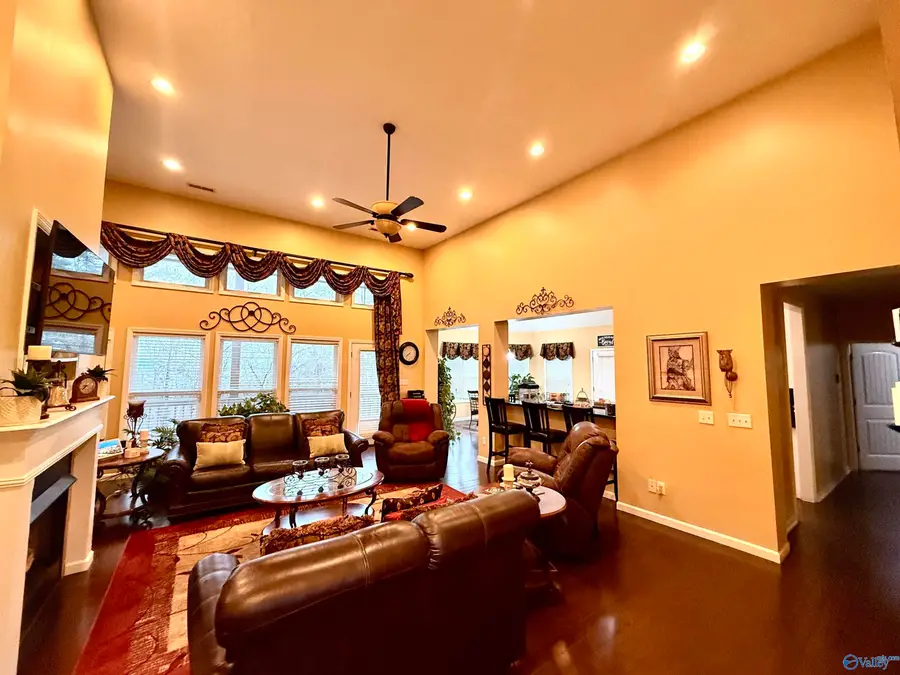 1107 Scenic Drive, Gadsden, AL 35904 - #3