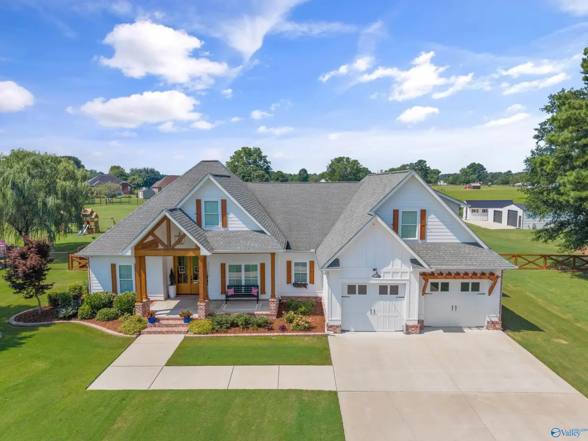 20373 Edgewood Road, Athens, AL 35614 - #1