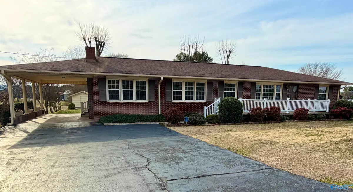 9450 Us Highway 431, Owens Cross Roads, AL 35763 - #1