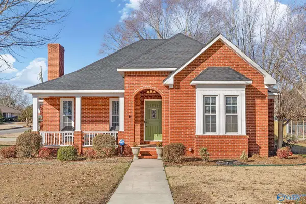 2209 Springdale Drive Sw, Hartselle, AL 35640