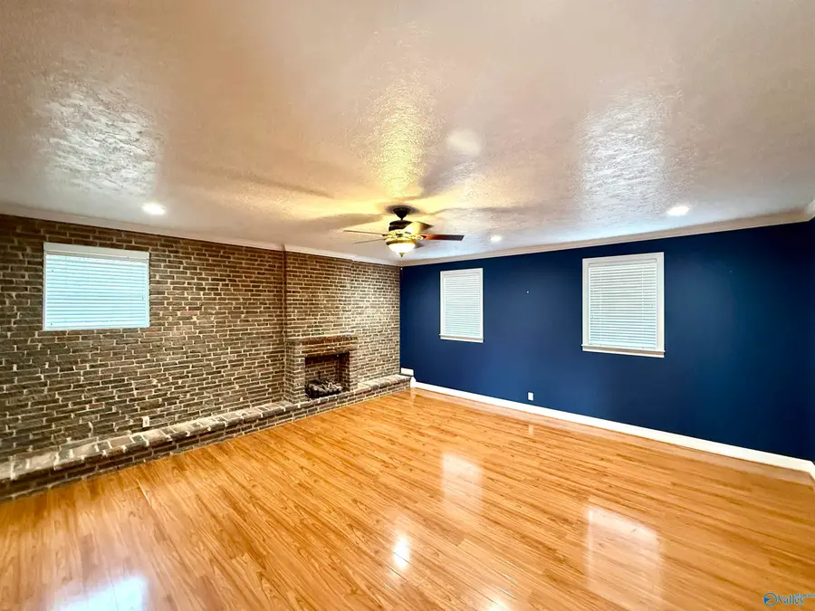 818 Bellevue Drive, Gadsden, AL 35904 - #2