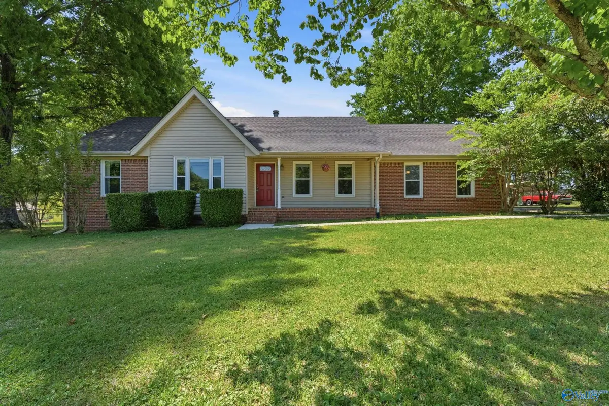 104 Hilaryleigh Drive, New Market, AL 35761 - #1