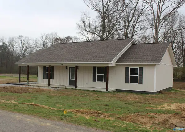144 Friar Tuck Way, Fyffe, AL 35971