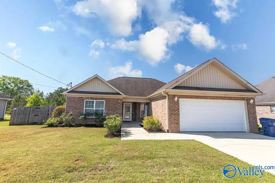 81 Center Lane, Oxford, AL 36203 - #3